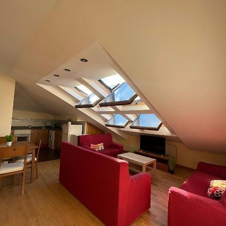 Apartamentosarturo Llanes Laplaza Atico Centrico Ngoại thất bức ảnh